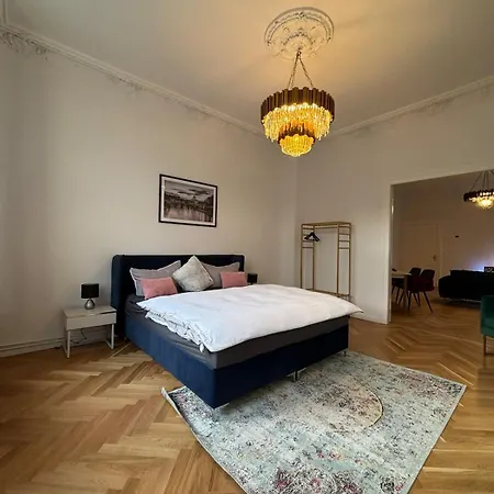 Appartement Five O - Suite- Watzlawick - 2 Schlafzimmer *